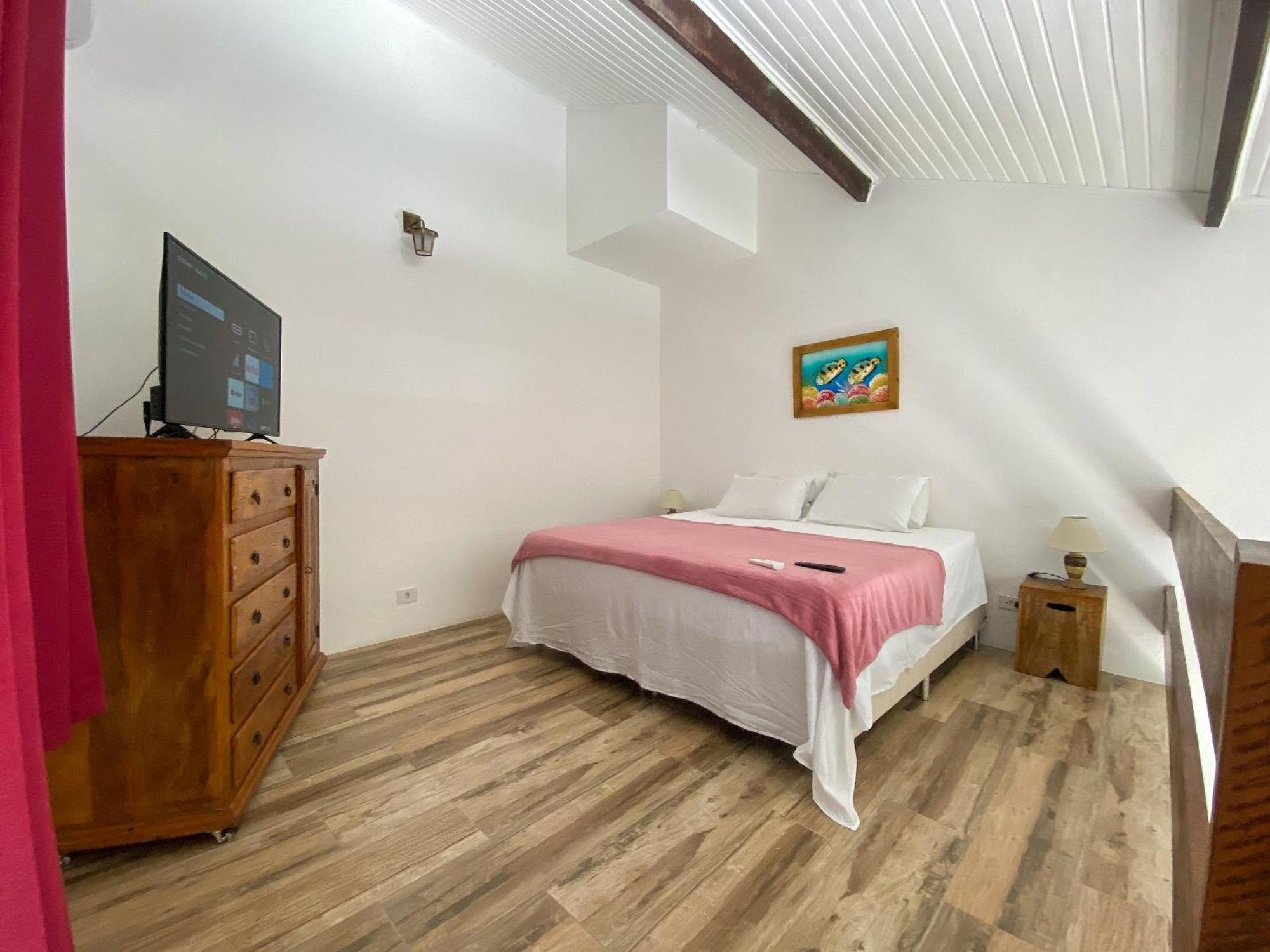 Villas & Residencial Tres Marias A 300 Mts Do Centro Historico パラチ エクステリア 写真